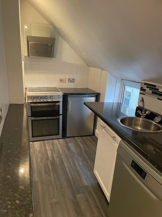 1 Bed Flat At Drum Street EDI Exterior photo