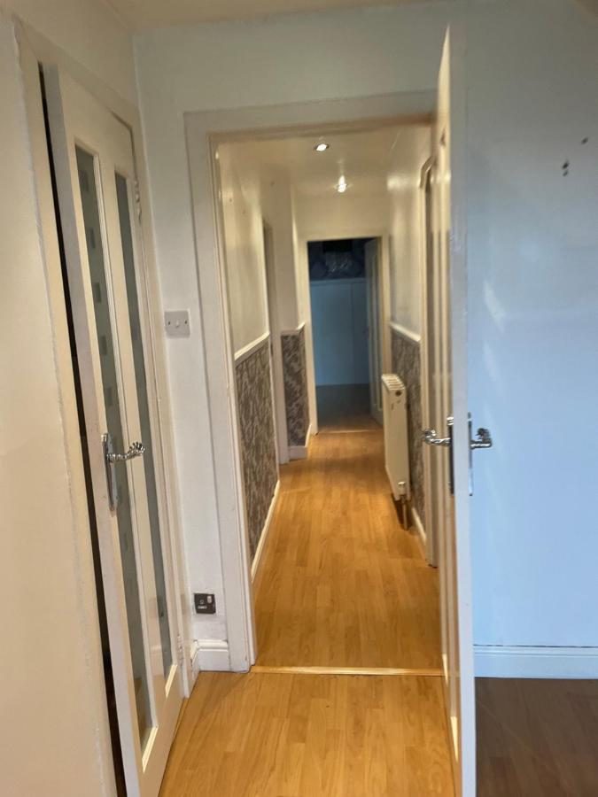 1 Bed Flat At Drum Street EDI Exterior photo