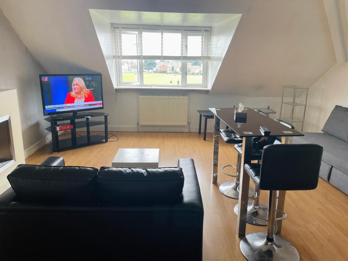1 Bed Flat At Drum Street EDI Exterior photo